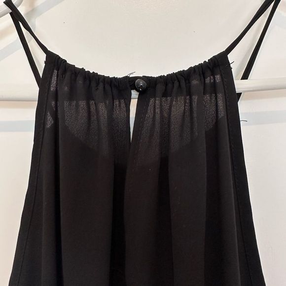 Black flowy dress with spaghetti straps. - Picture 4 of 4